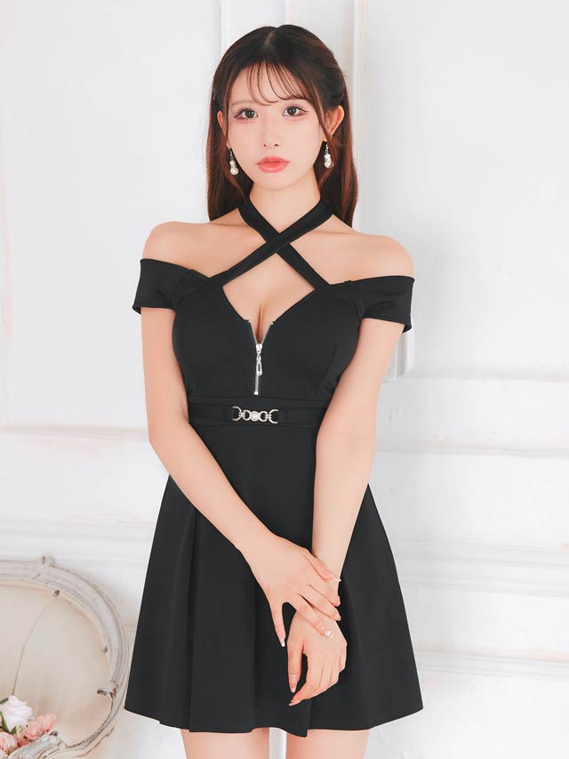 クロスネックフロントジップオフショルAラインミニドレス[SML/3サイズ展開][伊藤桃々着用]
