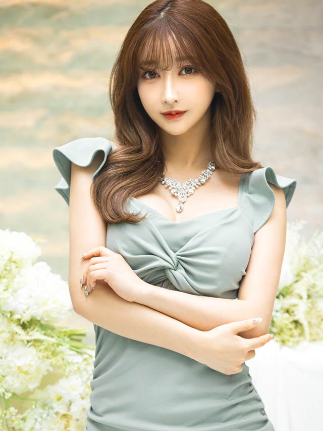 9/4再入荷!フリルスリーブドレープタイトミニドレス[XS〜L/4サイズ展開]