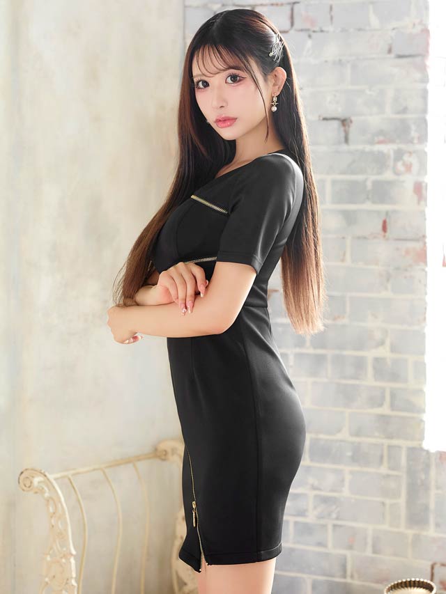 アシンメトリージップライン半袖タイトミニドレス[SML/3サイズ展開][伊藤桃々着用]