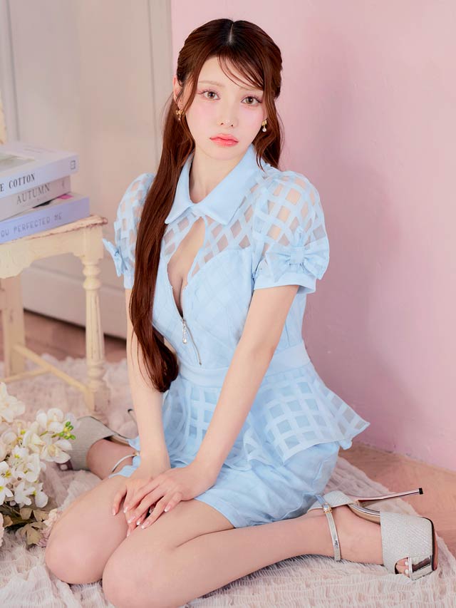 フロントジップペプラムチェックリボンパフスリーブタイトミニドレス[SML/3サイズ展開]