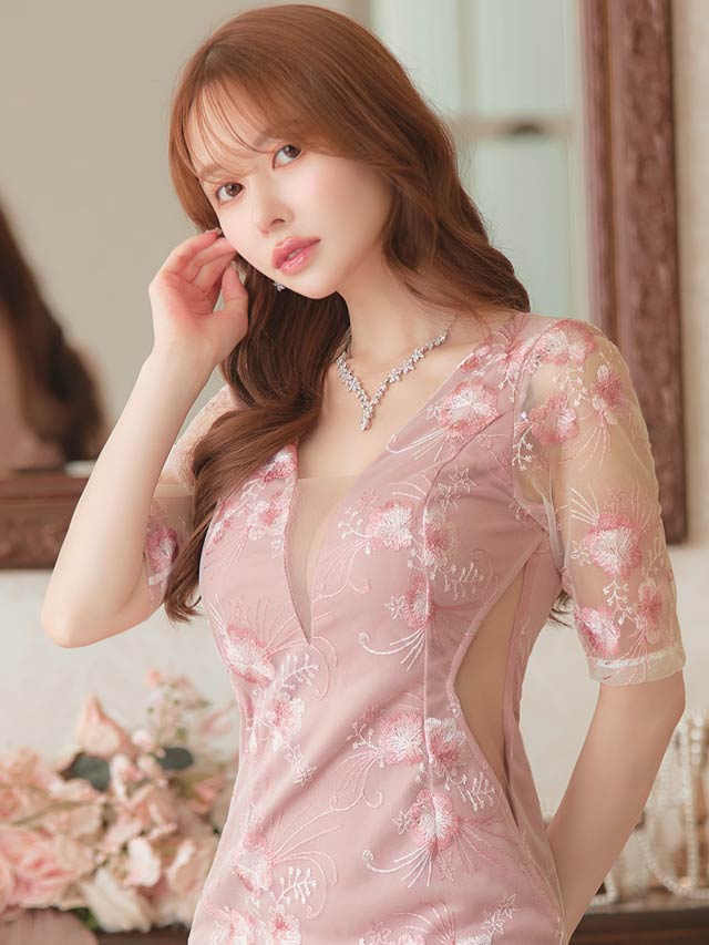 8/7再入荷!Vネックフラワー刺繍ウエストシアー五分袖タイトミニドレス[SML/3サイズ展開]