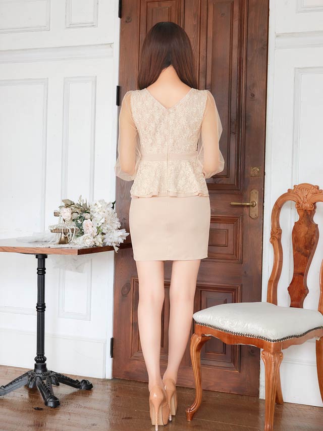 パールビジューレースペプラムチュール長袖タイトミニドレス[SML/3サイズ展開][伊藤桃々着用]