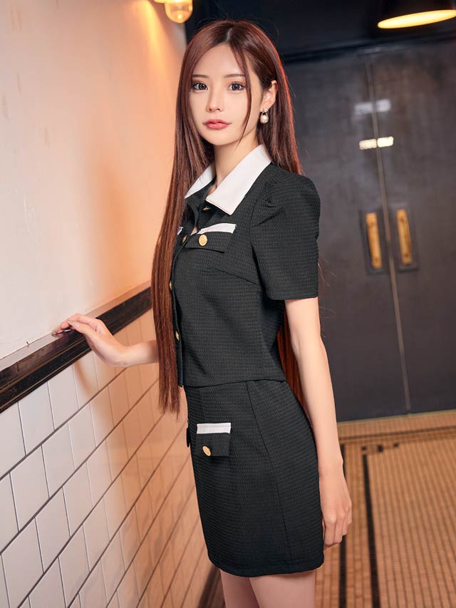 [SMLサイズ]ワッフルモノトーン襟付きボタンビジュー半袖タイトミニセットアップ[3サイズ展開]