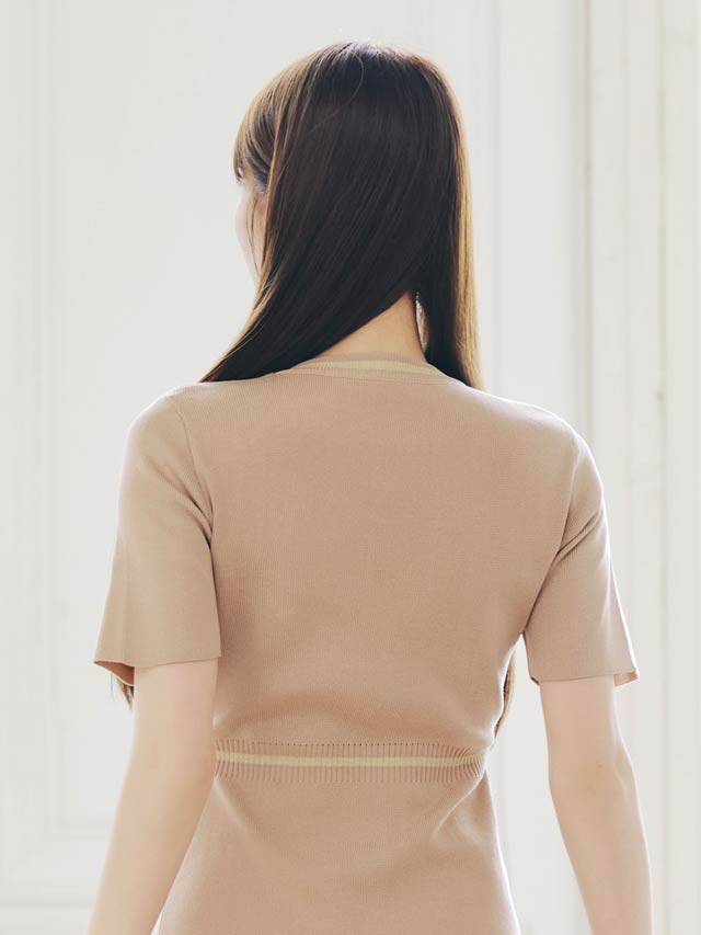 9/26新作!フロントラインボタンビジュー半袖ニットワンピース[カジュアル/dazzy closet]