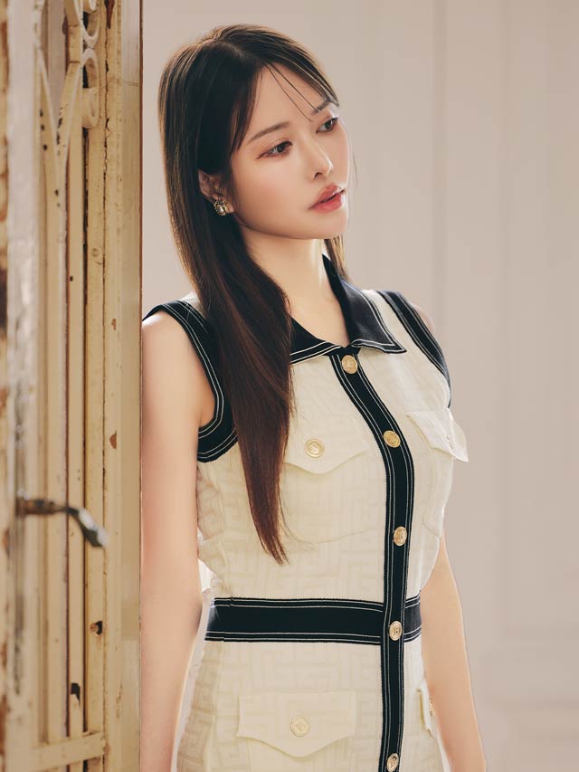 9/10新作!ゴールドボタンノースリーブ襟付きニットワンピース[カジュアル/dazzy closet]