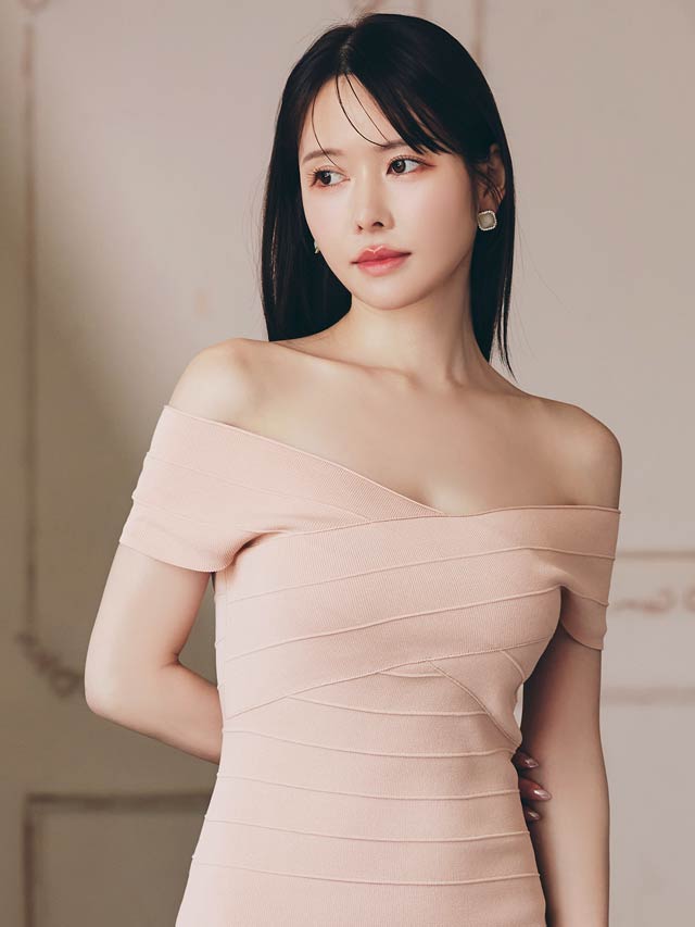 9/5新作!ヌーディカシュクールオフショルニットタイトワンピース[カジュアル/dazzy closet]