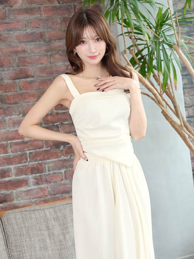 [SMLサイズ]スクエアネックノースリーブフレアスカートセットアップ[3サイズ展開][カジュアル/dazzy closet]