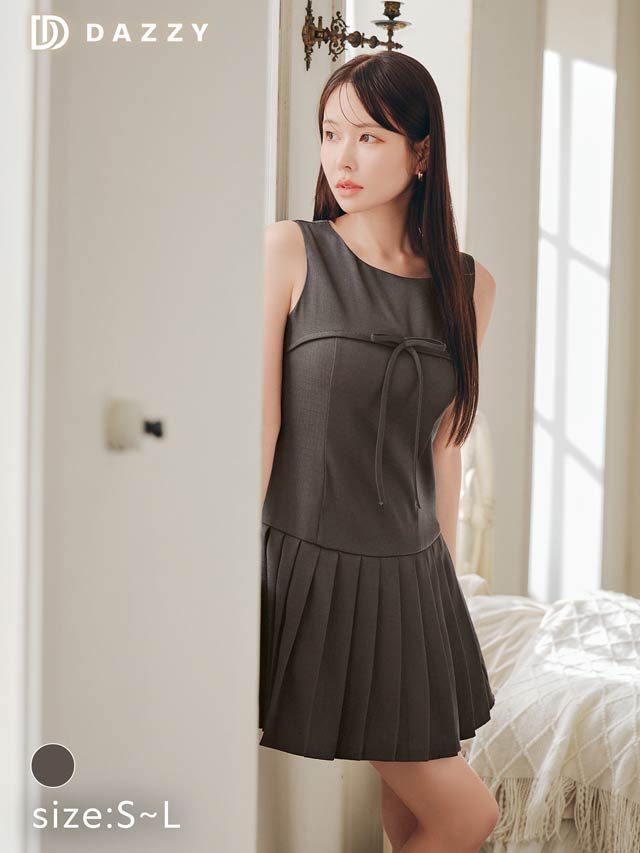 9/10新作!ノースリーブフロントリボンプリーツAラインワンピース[カジュアル/dazzy closet]