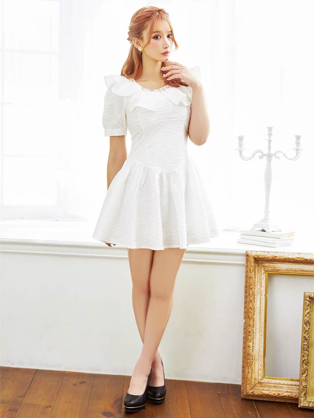 [SMLサイズ]ビジューフリルジャガードパフスリーブワンピース[3サイズ展開][カジュアル/dazzy closet]