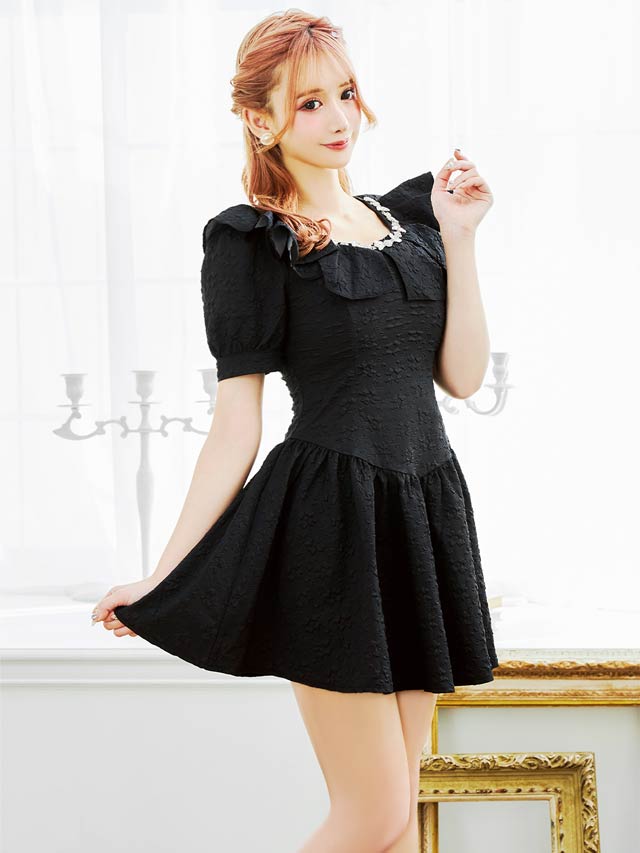 [SMLサイズ]ビジューフリルジャガードパフスリーブワンピース[3サイズ展開][カジュアル/dazzy closet]