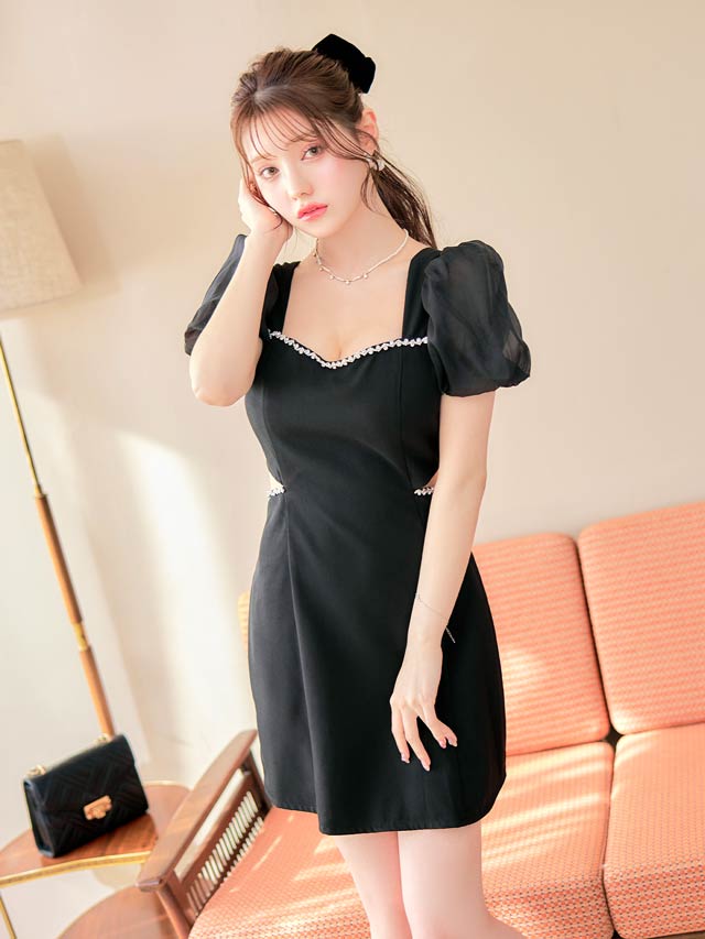 [SMLサイズ]スクエアネックビジューウエストカットワンピース[カジュアル/dazzy closet]