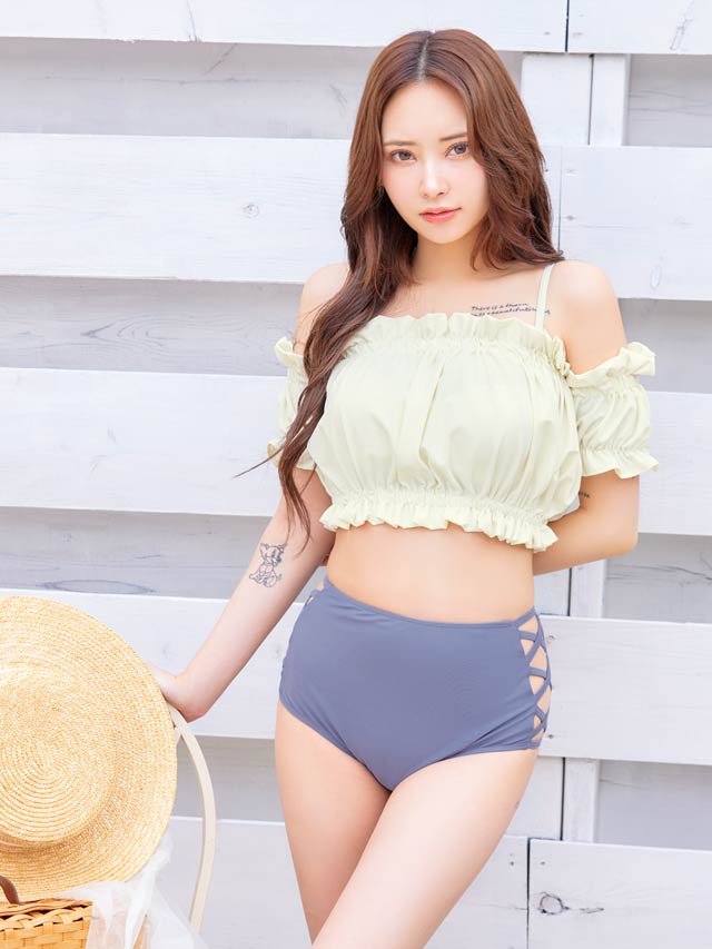 6/19新作![2点SET]フリルオフショルサイドレースアップビキニ/水着【dazzy beach/2025ビキニ】