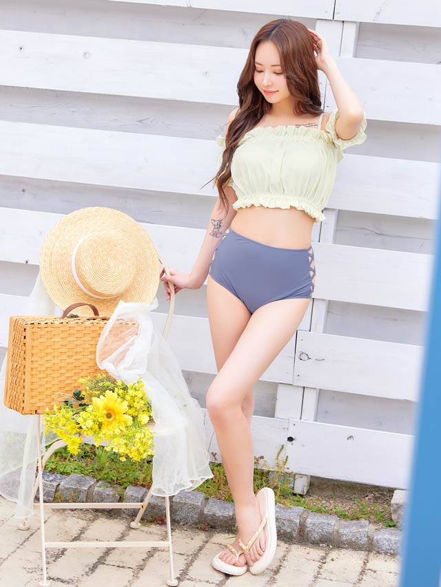 6/19新作![2点SET]フリルオフショルサイドレースアップビキニ/水着【dazzy beach/2025ビキニ】
