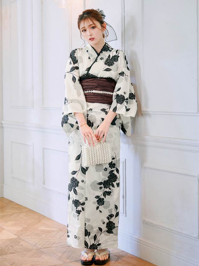 [3点SET]モノトーン牡丹柄浴衣【YUKATA by dazzy 2025】