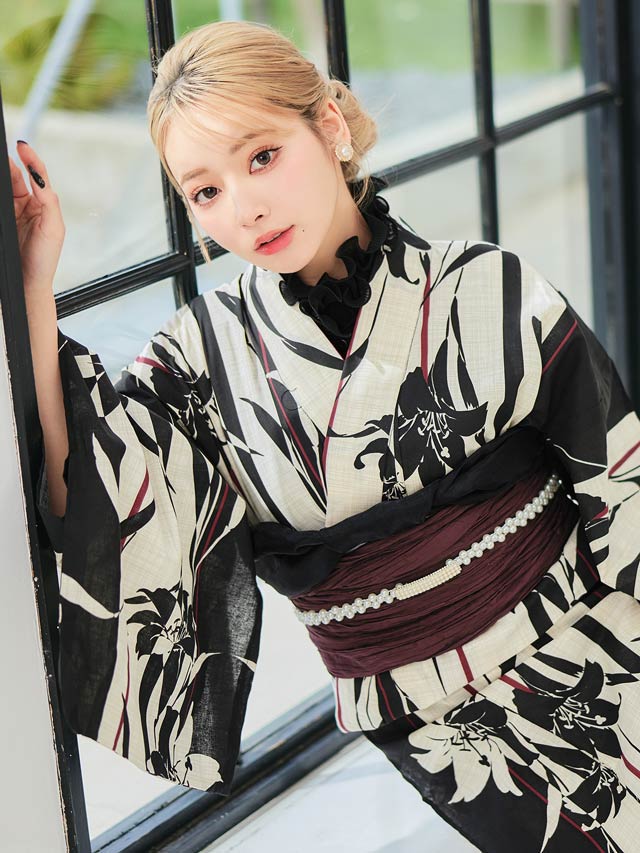 [3点SET]縦縞モノクロ百合柄浴衣【YUKATA by dazzy 2025】