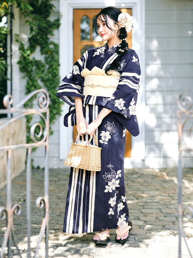 [3点SET]ストライプ×百合柄浴衣【YUKATA by dazzy 2025】