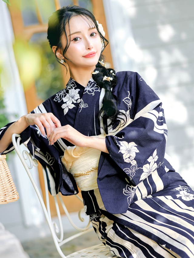[3点SET]ストライプ×百合柄浴衣【YUKATA by dazzy 2025】