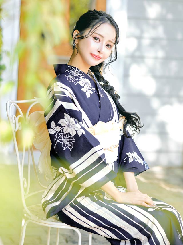 [3点SET]ストライプ×百合柄浴衣【YUKATA by dazzy 2025】