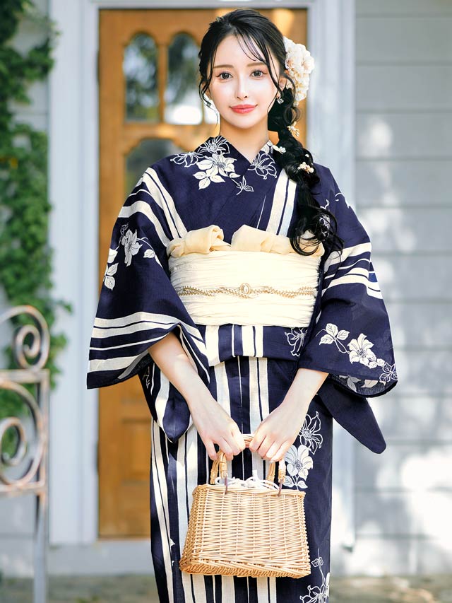 [3点SET]ストライプ×百合柄浴衣【YUKATA by dazzy 2025】