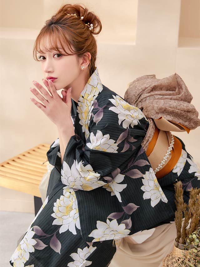 [3点SET]縦縞×牡丹柄浴衣【YUKATA by dazzy 2025】