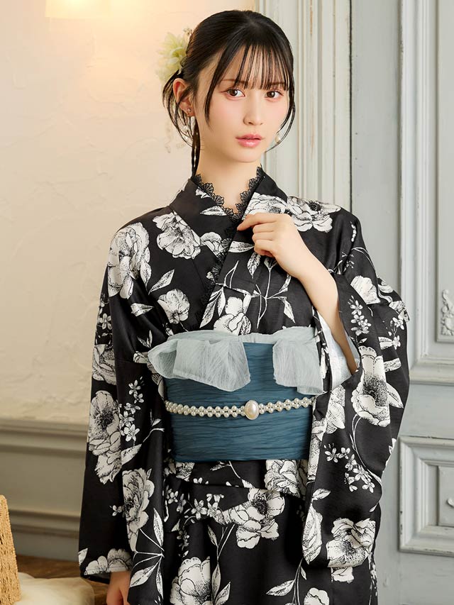 [ワンピース浴衣] 漆黒×レトロ白薔薇柄[4点SET]【YUKATA by dazzy 2025】