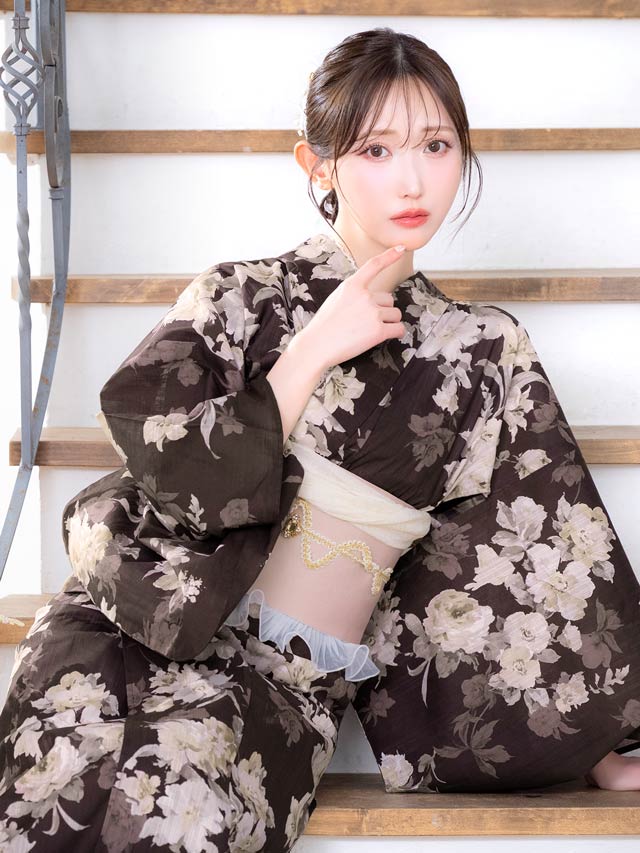 [3点SET]褐色地×クラシック花柄柄浴衣【YUKATA by dazzy 2025】