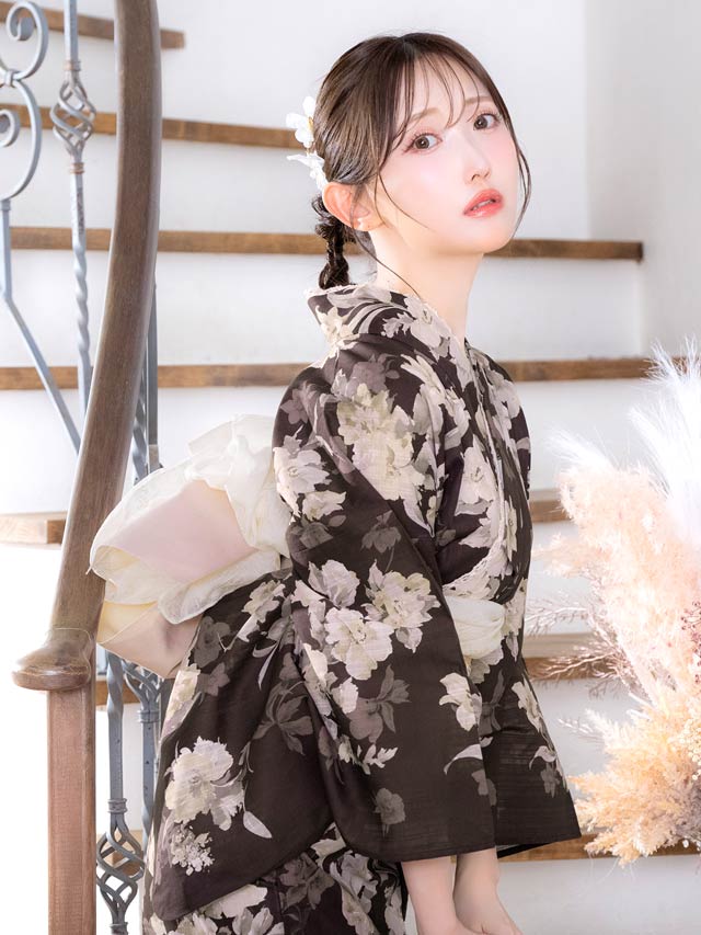 [3点SET]褐色地×クラシック花柄柄浴衣【YUKATA by dazzy 2025】