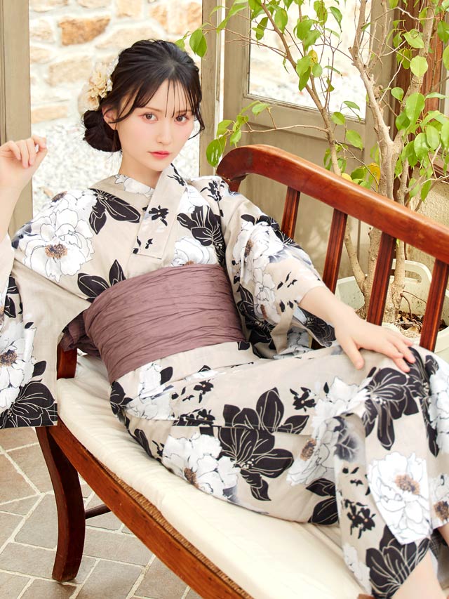 [3点SET]グレージュ×白薔薇柄浴衣【YUKATA by dazzy 2025】