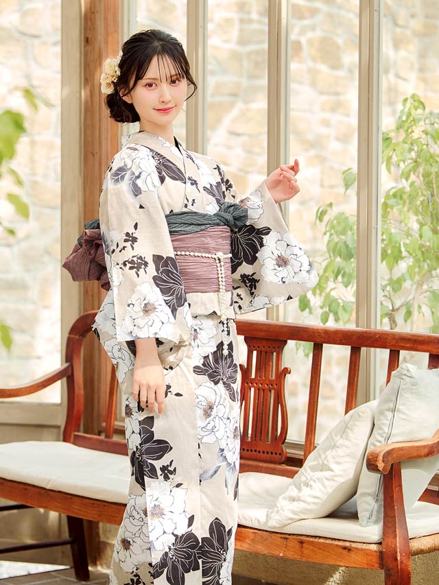 [3点SET]グレージュ×白薔薇柄浴衣【YUKATA by dazzy 2025】