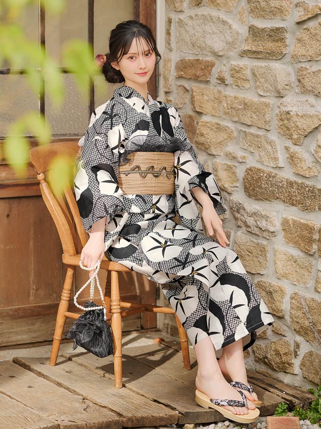 [3点SET]モノトーンレトロ朝顔柄浴衣【YUKATA by dazzy 2025】