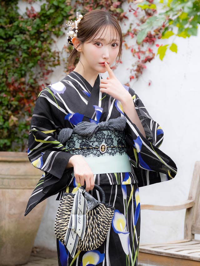 [3点SET]モダン縦縞×青百合柄浴衣【YUKATA by dazzy 2025】