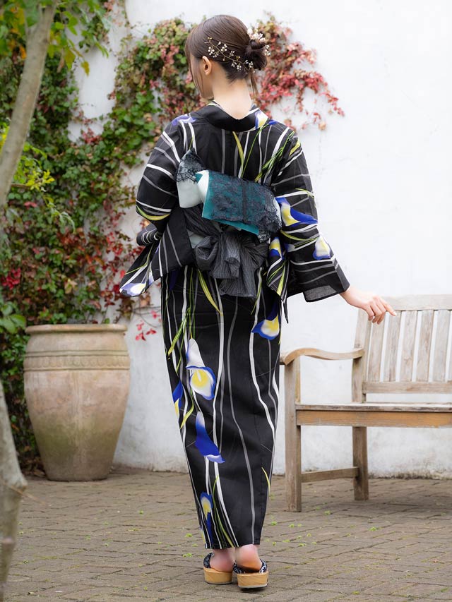 [3点SET]モダン縦縞×青百合柄浴衣【YUKATA by dazzy 2025】