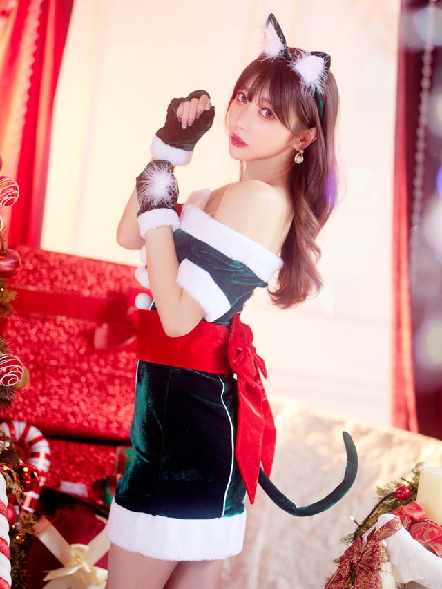[4点SET]オフショルビッグリボン猫耳タイトサンタコスチューム【2025サンタ/コスプレ】
