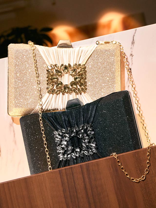 [2way]シャイニープリーツスクエアビジュークラッチバッグ