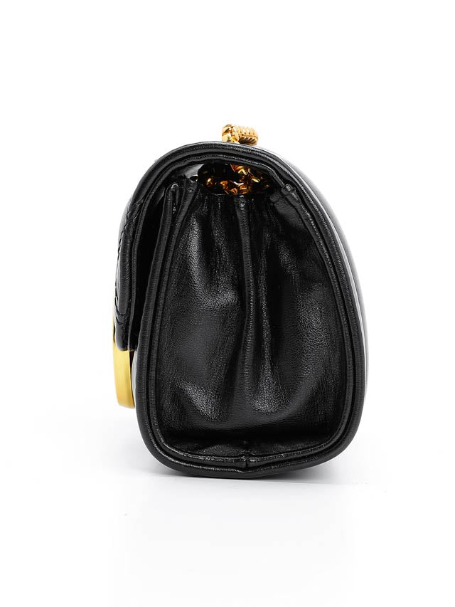 キルティングラウンドゴールドバックルショルダーバッグ