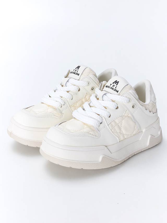 6/9新作!厚底カジュアルキルティングスニーカー[dazzyオリジナル]