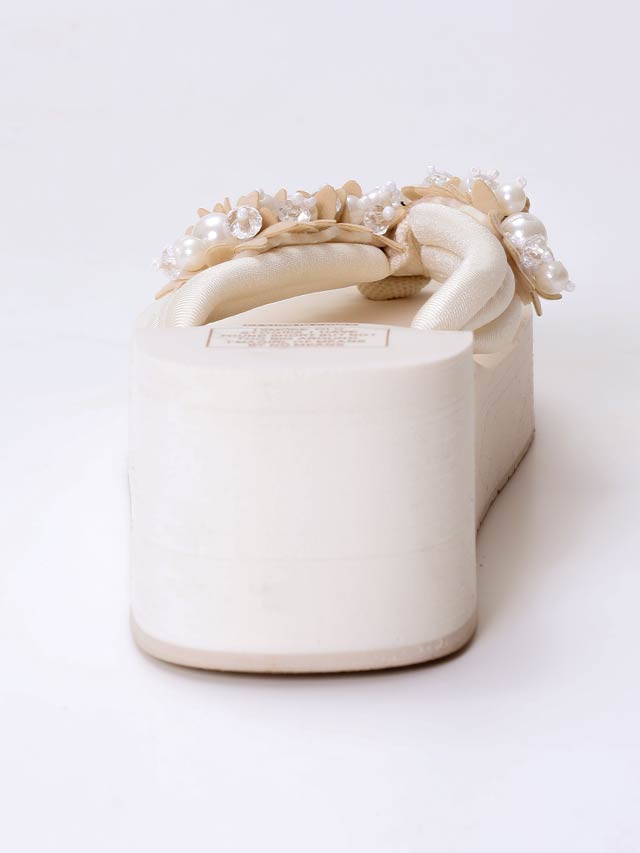 クリスタルパールフラワービーチサンダル【dazzy beach/2025ビキニ】