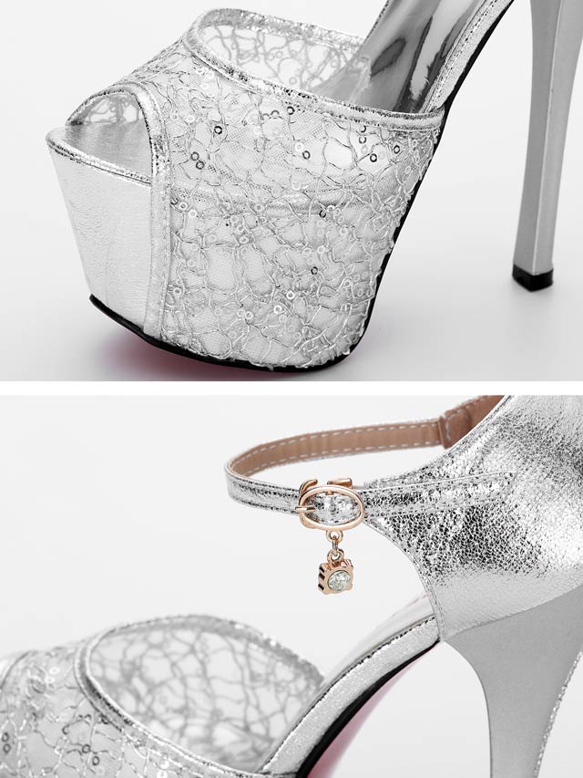 7/25再入荷![16cmヒール]チャーム付き美脚オープントゥサンダル