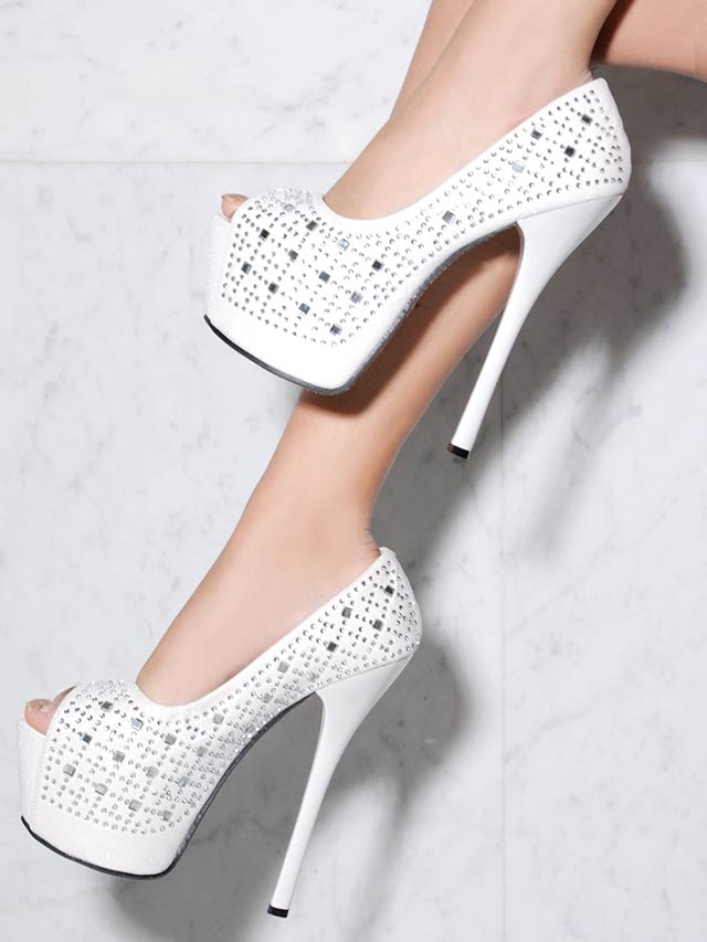 7/25再入荷![16cmヒール]美脚前厚ストームラインストーンパンプス