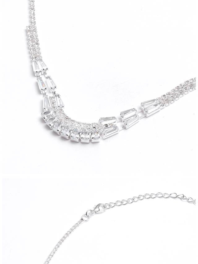 [2点SET]スタイリッシュチェーンビジューネックレス＆ピアスセット