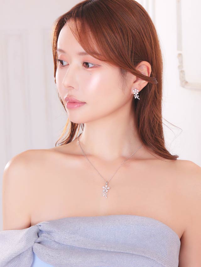 6/18新作![2点SET]プチフラワービジューネックレス＆ピアスセット