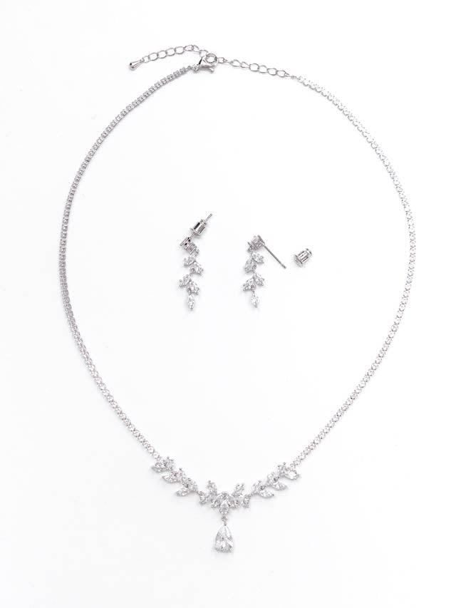 8/11新作![2点SET]グロリアスリーフビジューネックレス＆ピアスセット